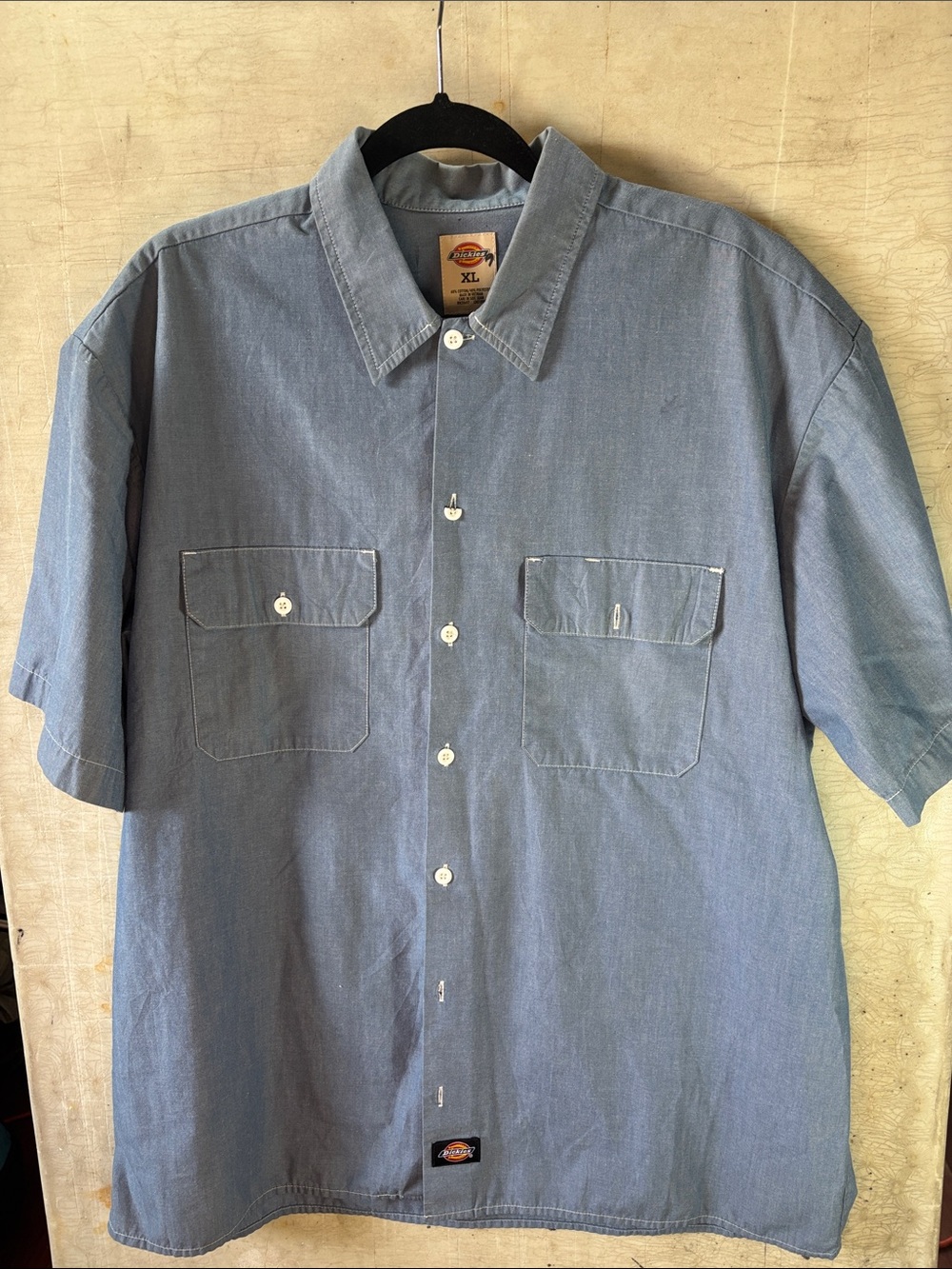 Dickies Men’s Light Blue Short-Sleeve Button-Down Work Shirt